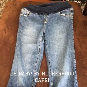 Maternity Jean Capri
